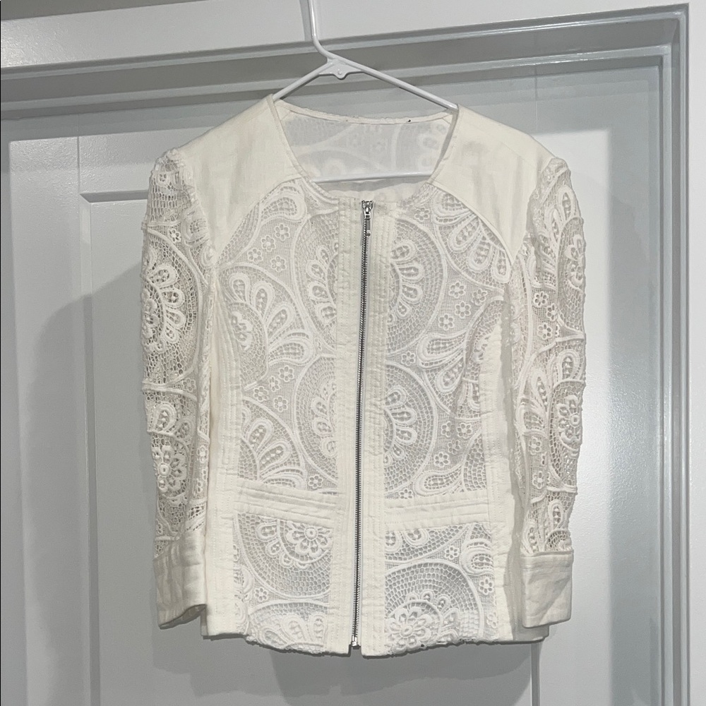 Elegant White Lace Women's Jacket